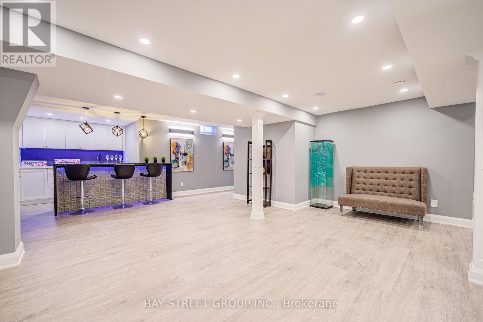 48 Coldstream Crescent, Richmond Hill, ON - Indoor Photo Showing Other Room