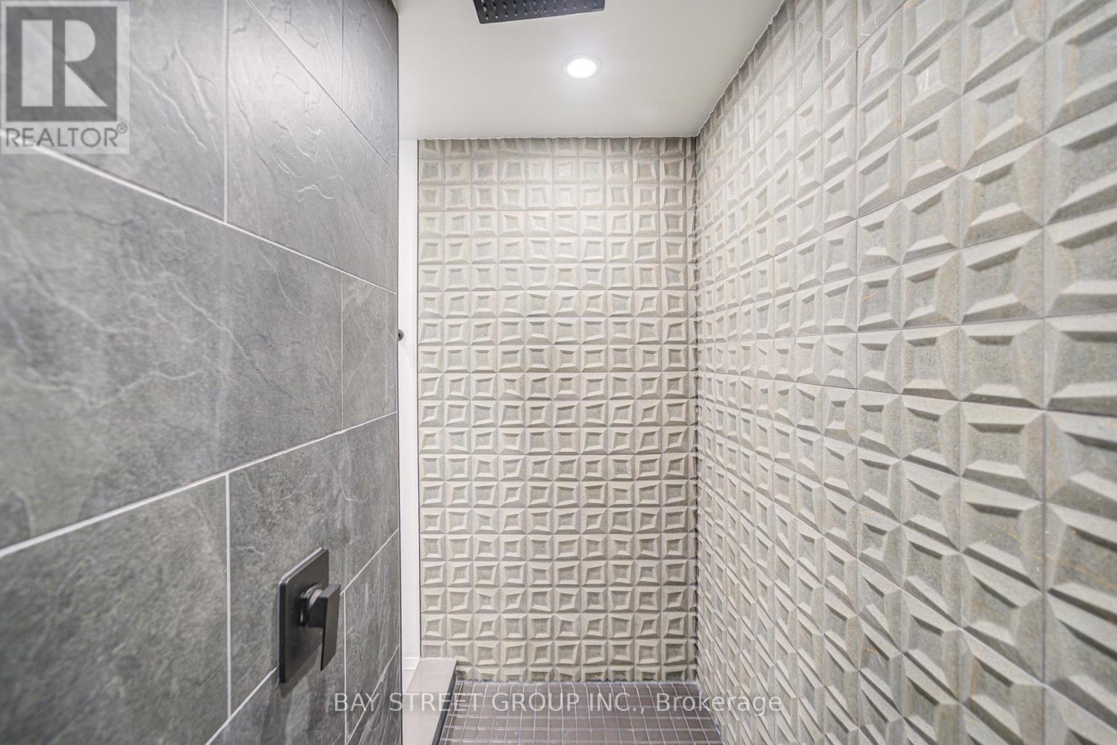 48 Coldstream Crescent, Richmond Hill, ON - Indoor