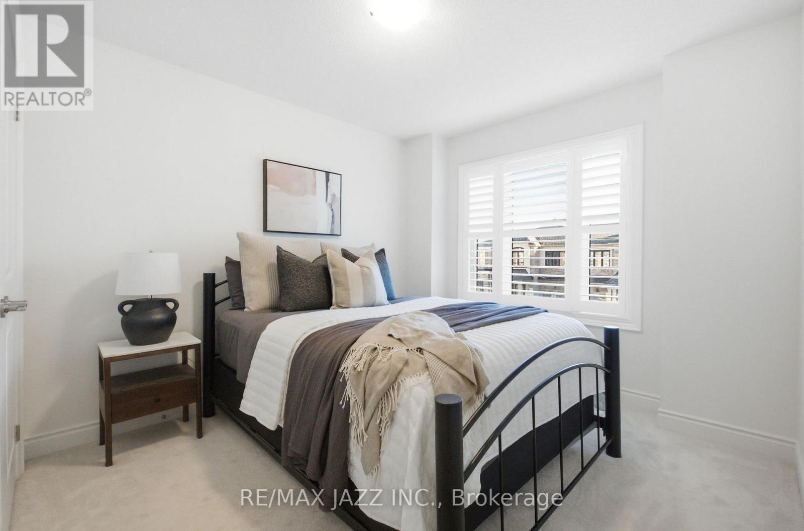 127 Laing Drive, Whitby, ON - Indoor Photo Showing Bedroom