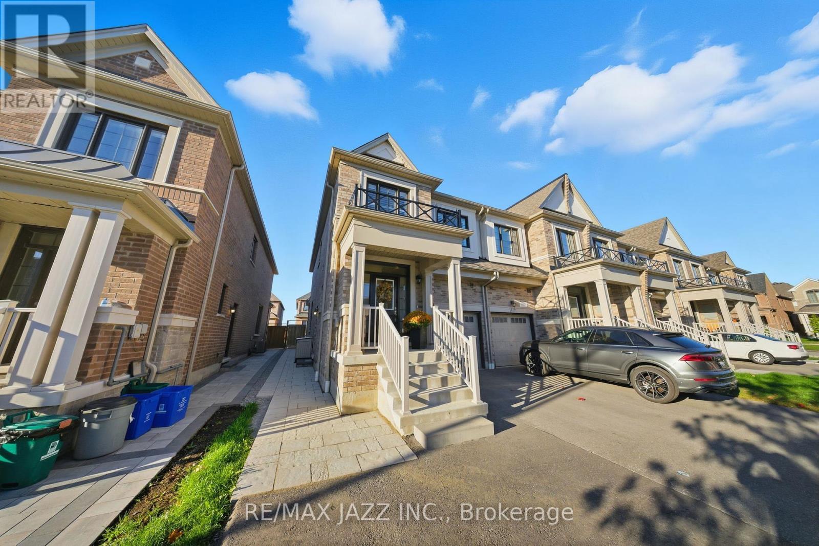 127 Laing Drive, Whitby, ON - Outdoor With Facade