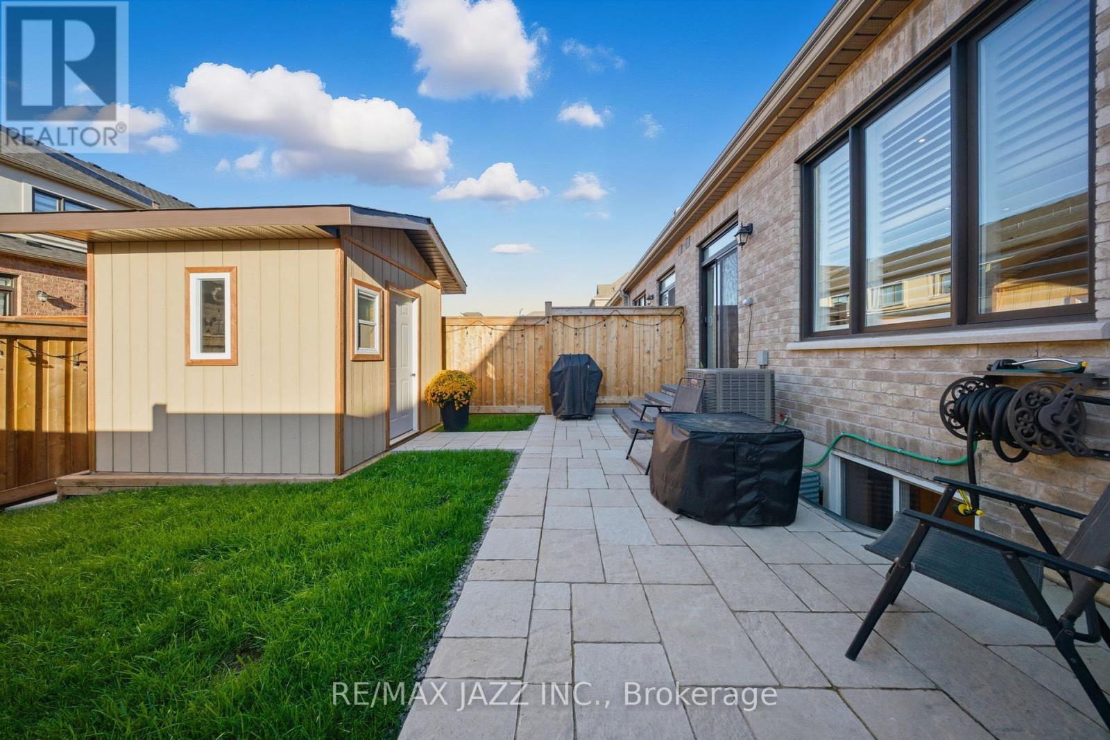 127 Laing Drive, Whitby, ON - Outdoor With Exterior