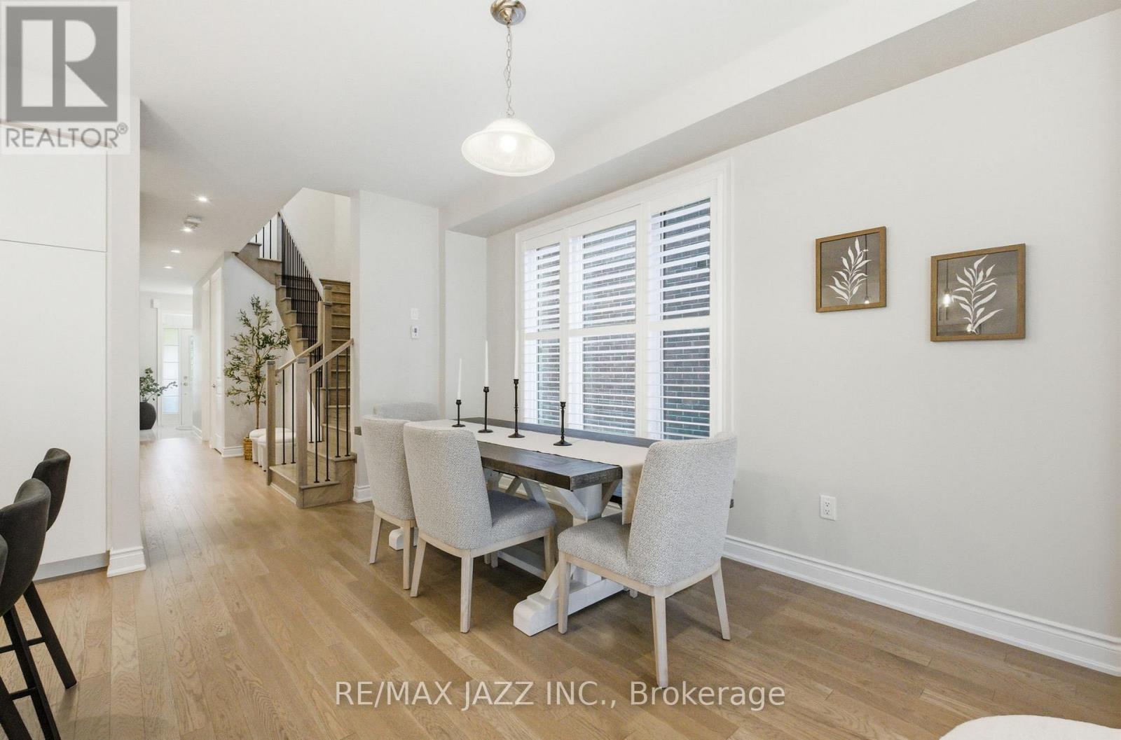 127 Laing Drive, Whitby, ON - Indoor Photo Showing Dining Room