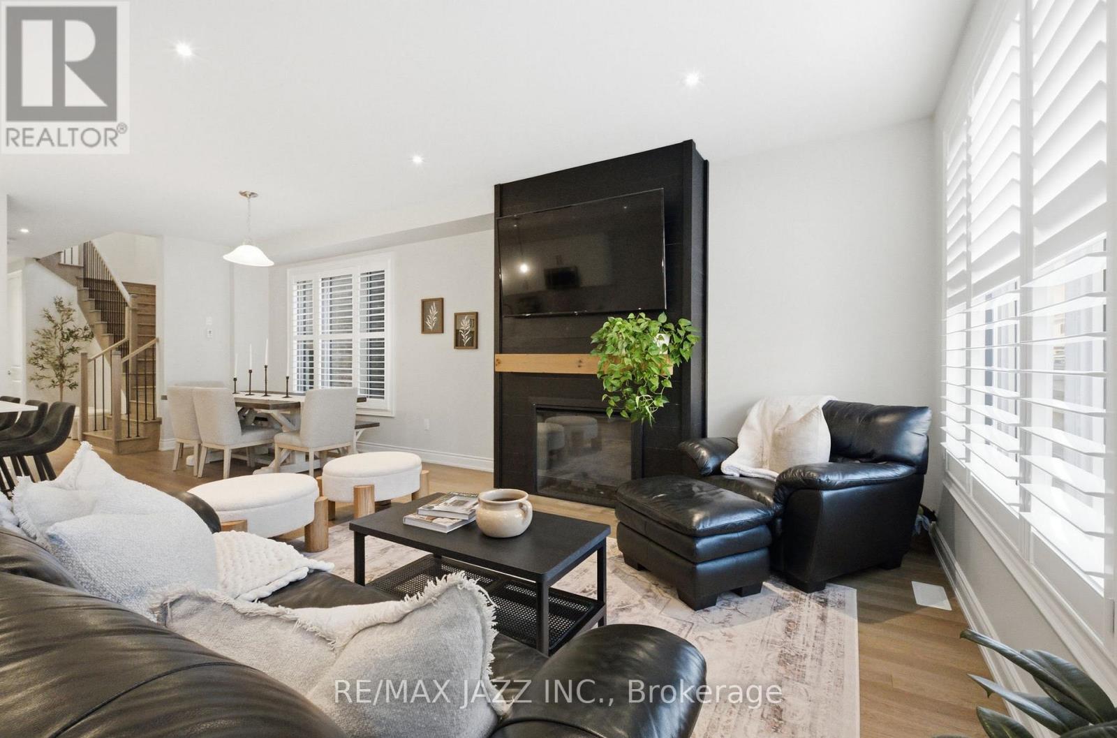 127 Laing Drive, Whitby, ON - Indoor Photo Showing Living Room With Fireplace
