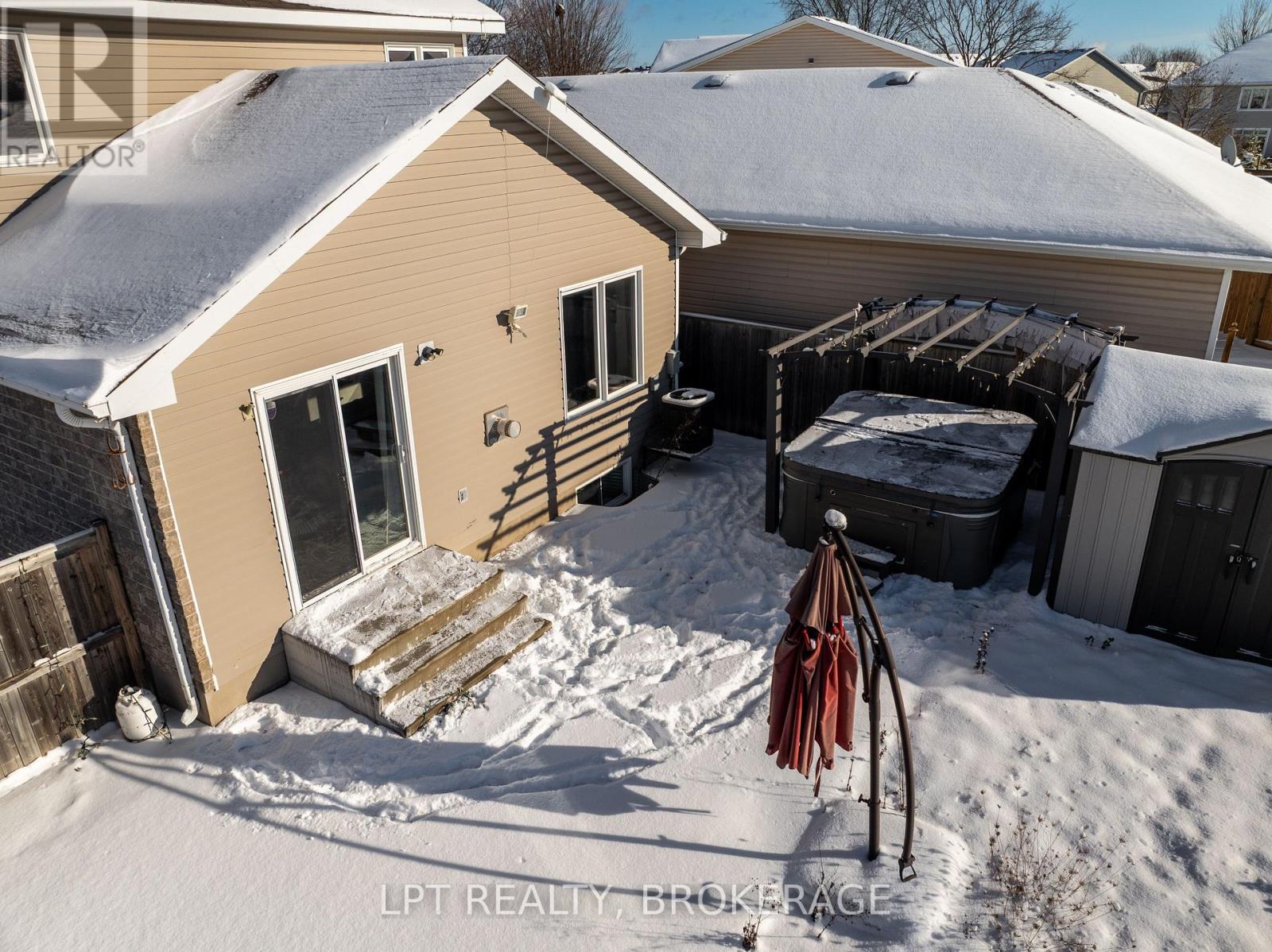 487 Mccallum Street, Kingston (Kingston East (Incl Barret Crt)), ON - Outdoor