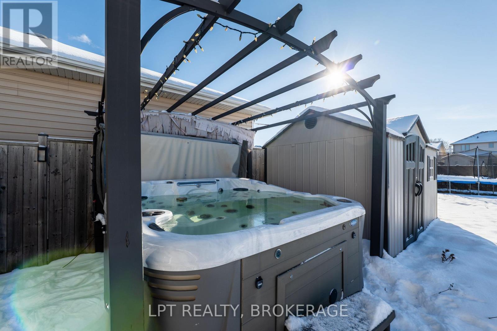 487 Mccallum Street, Kingston (Kingston East (Incl Barret Crt)), ON - Outdoor