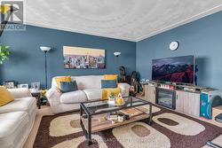 A - 195B CEDARVALE CRESCENT Waterloo, ON N2L 4T3