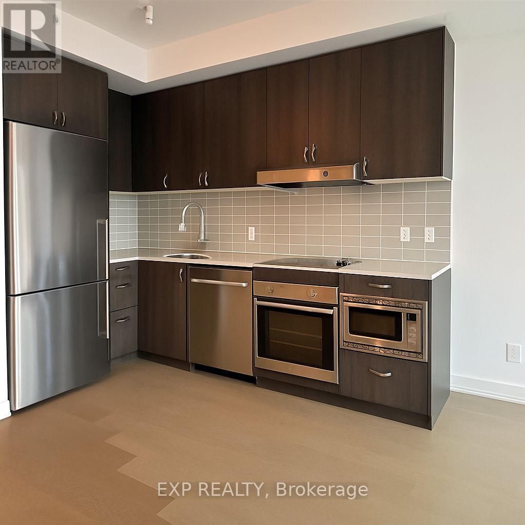 503 - 7 Kenaston Gardens, Toronto, ON - Indoor Photo Showing Kitchen With Upgraded Kitchen