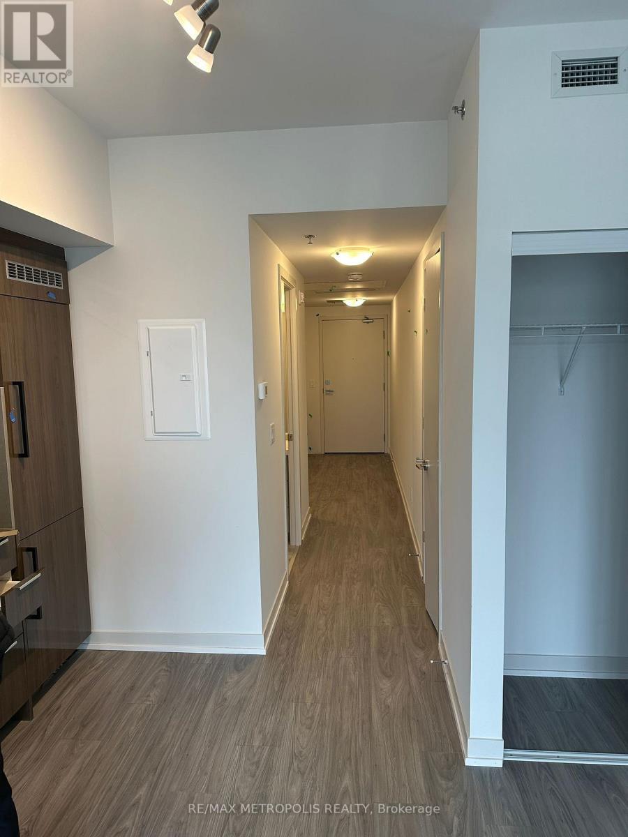 103 - 2209 Kingston Road, Toronto, ON - Indoor Photo Showing Other Room