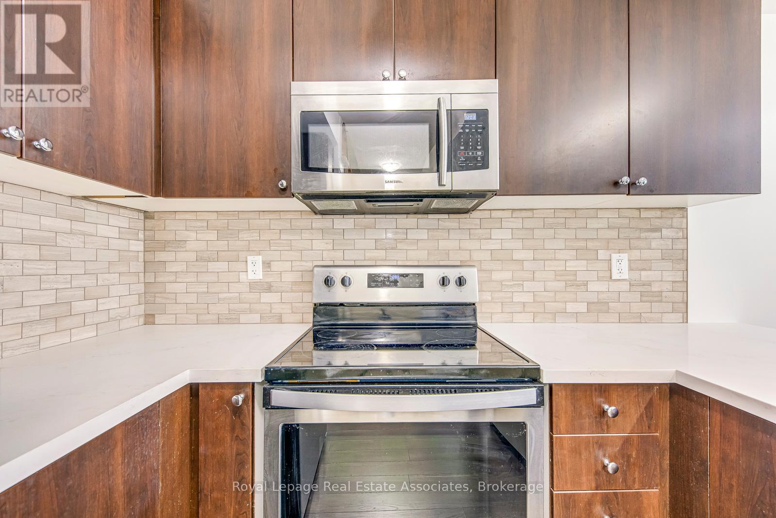 310 - 1555 Kingston Road, Pickering, ON