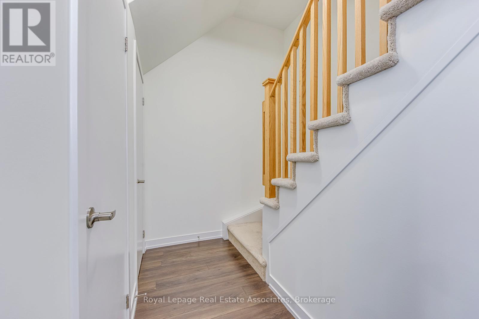 310 - 1555 Kingston Road, Pickering, ON