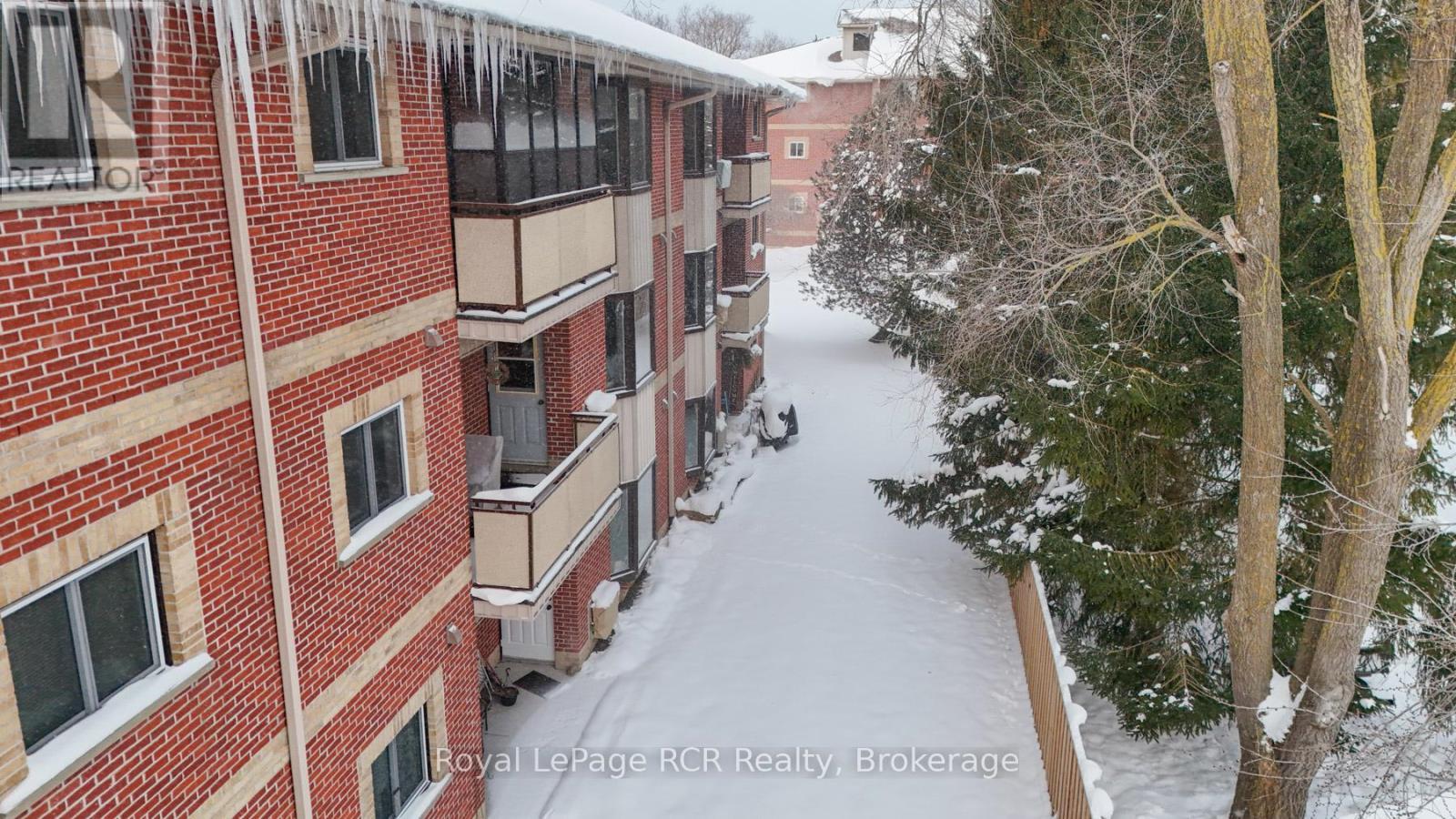 306 - 497 Birmingham St West Street W, Wellington North (Mount Forest), ON - Outdoor