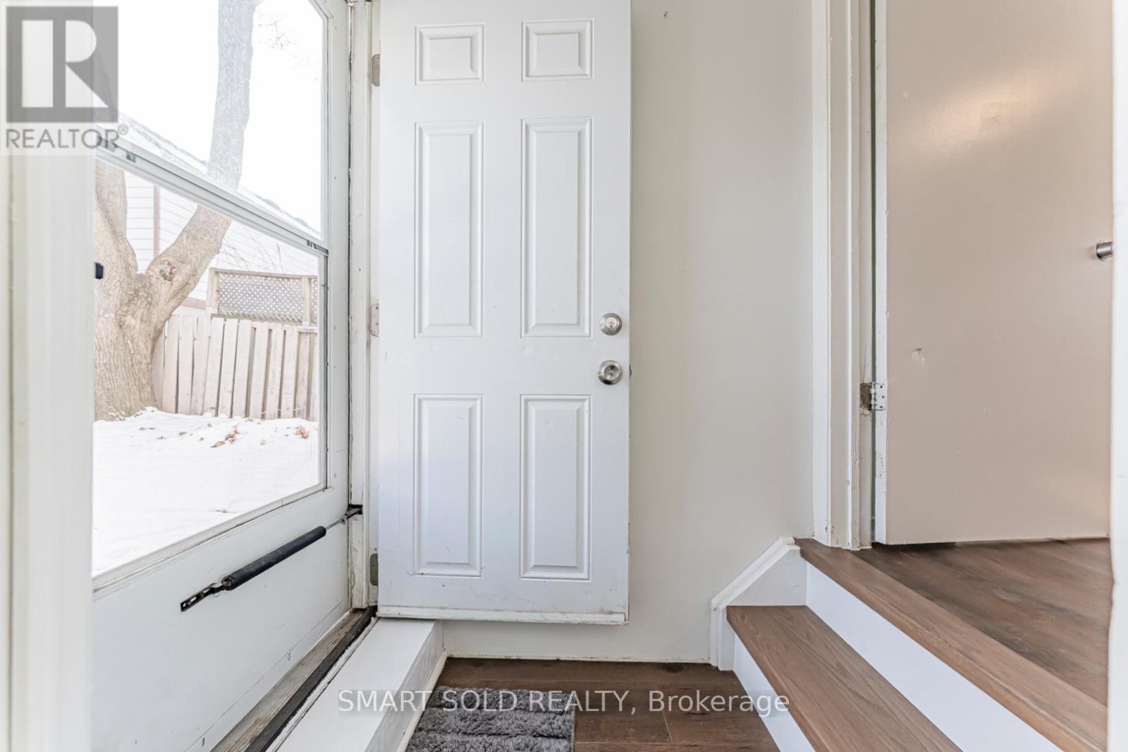 22 Hazelglen Court, Brampton, ON - Indoor Photo Showing Other Room