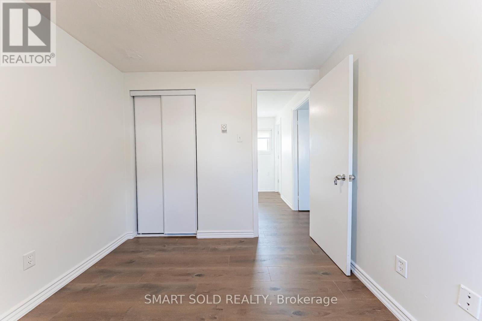 22 Hazelglen Court, Brampton, ON - Indoor Photo Showing Other Room