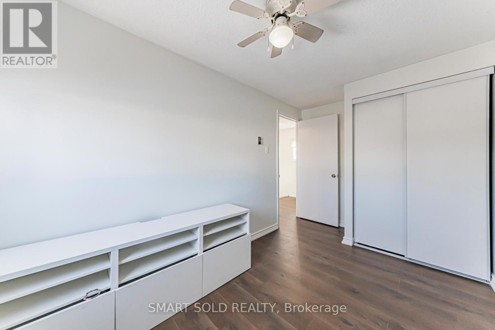 22 Hazelglen Court, Brampton, ON - Indoor Photo Showing Other Room