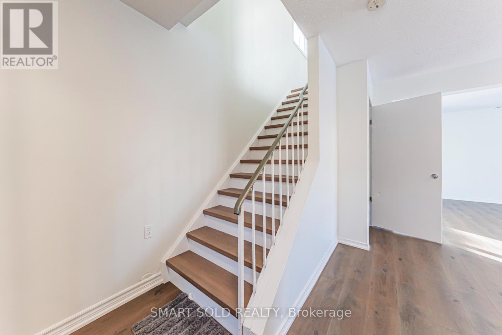 22 Hazelglen Court, Brampton, ON - Indoor Photo Showing Other Room