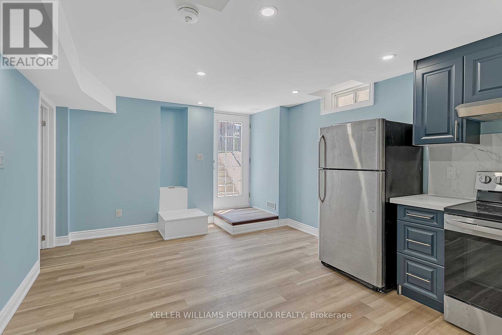 Bsmt - 67 Commodore Drive, Brampton, ON - Indoor Photo Showing Kitchen