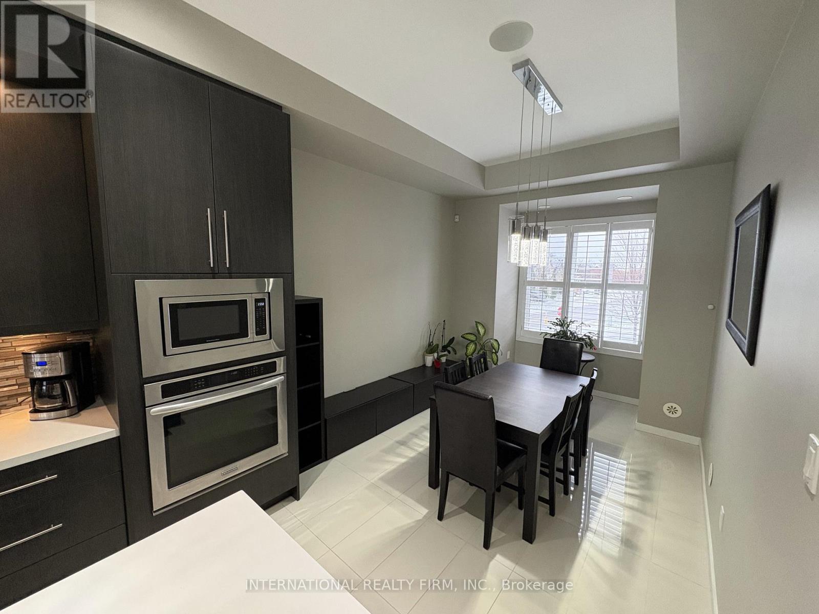 286 Vellwood Common, Oakville, ON - Indoor