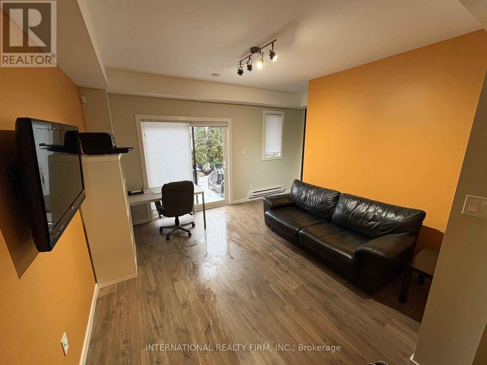 286 Vellwood Common, Oakville, ON - Indoor