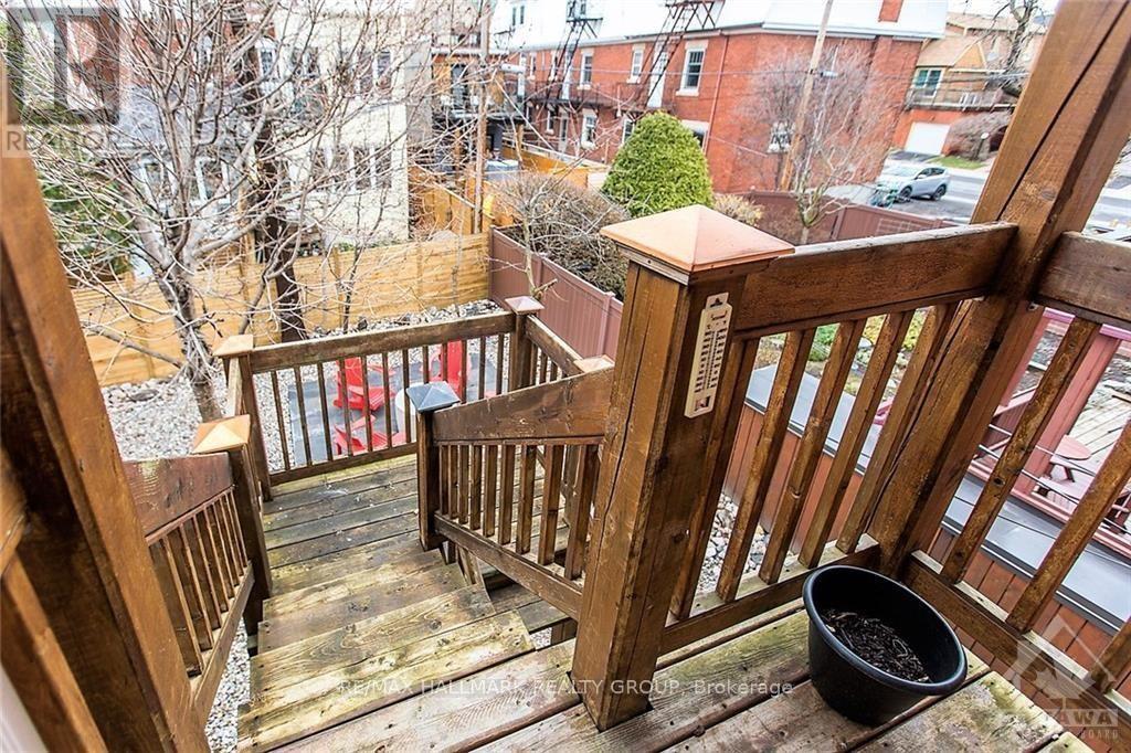 9 1/2 Ella Street, Ottawa, ON - Outdoor