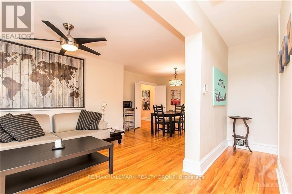 9 1/2 Ella Street, Ottawa, ON - Indoor