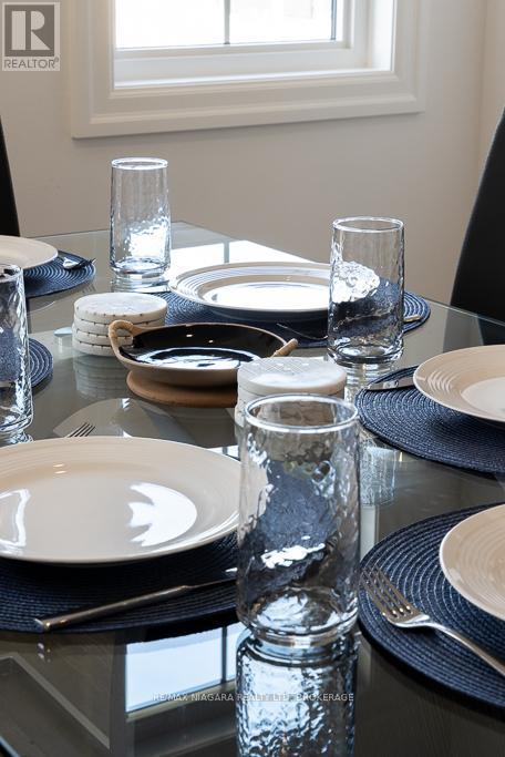 Upper - 7416 Parkside Road, Niagara Falls (Brown), ON - Indoor Photo Showing Bathroom