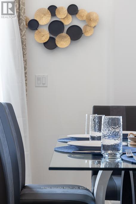 Upper - 7416 Parkside Road, Niagara Falls (Brown), ON - Indoor Photo Showing Other Room