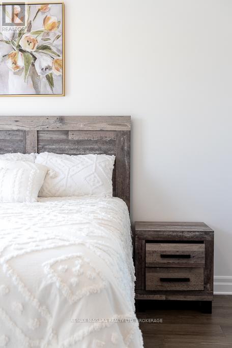 Upper - 7416 Parkside Road, Niagara Falls (Brown), ON - Indoor Photo Showing Bedroom