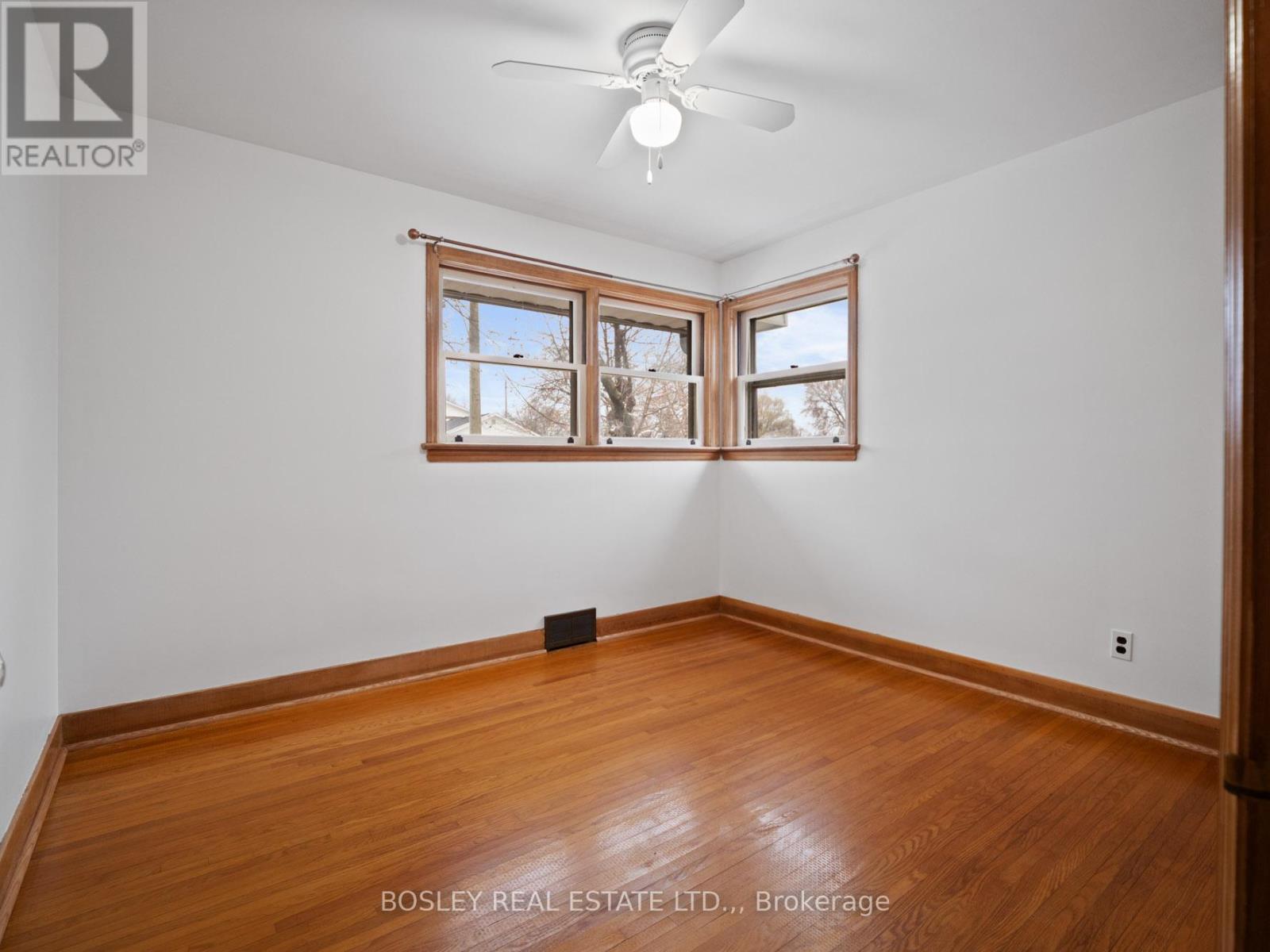 33 Tamarack Avenue, St. Catharines (Bunting/Linwell), ON - Indoor Photo Showing Other Room