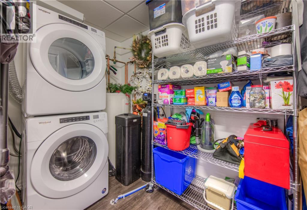 195 Commonwealth Street Unit# 213, Kitchener, ON - Indoor Photo Showing Laundry Room