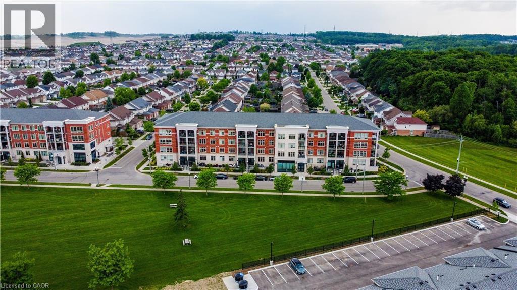 195 Commonwealth Street Unit# 213, Kitchener, ON - Outdoor