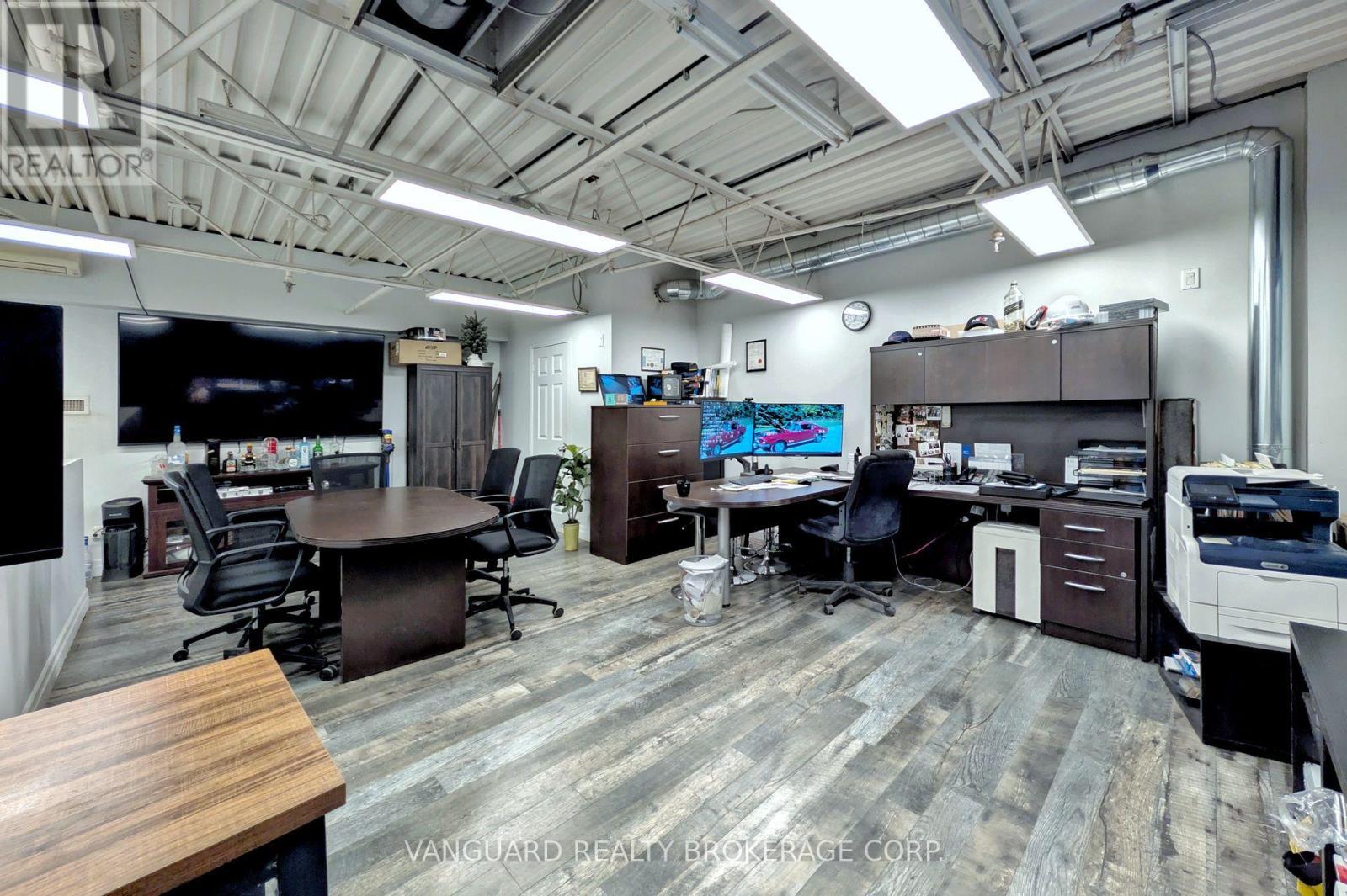 14 - 129 Rowntree Dairy Road, Vaughan, ON