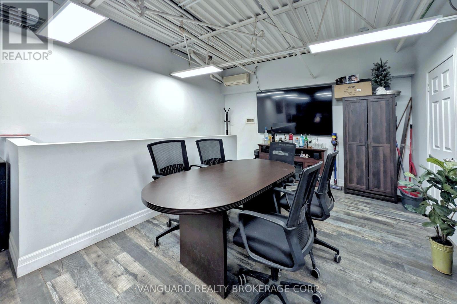 14 - 129 Rowntree Dairy Road, Vaughan, ON