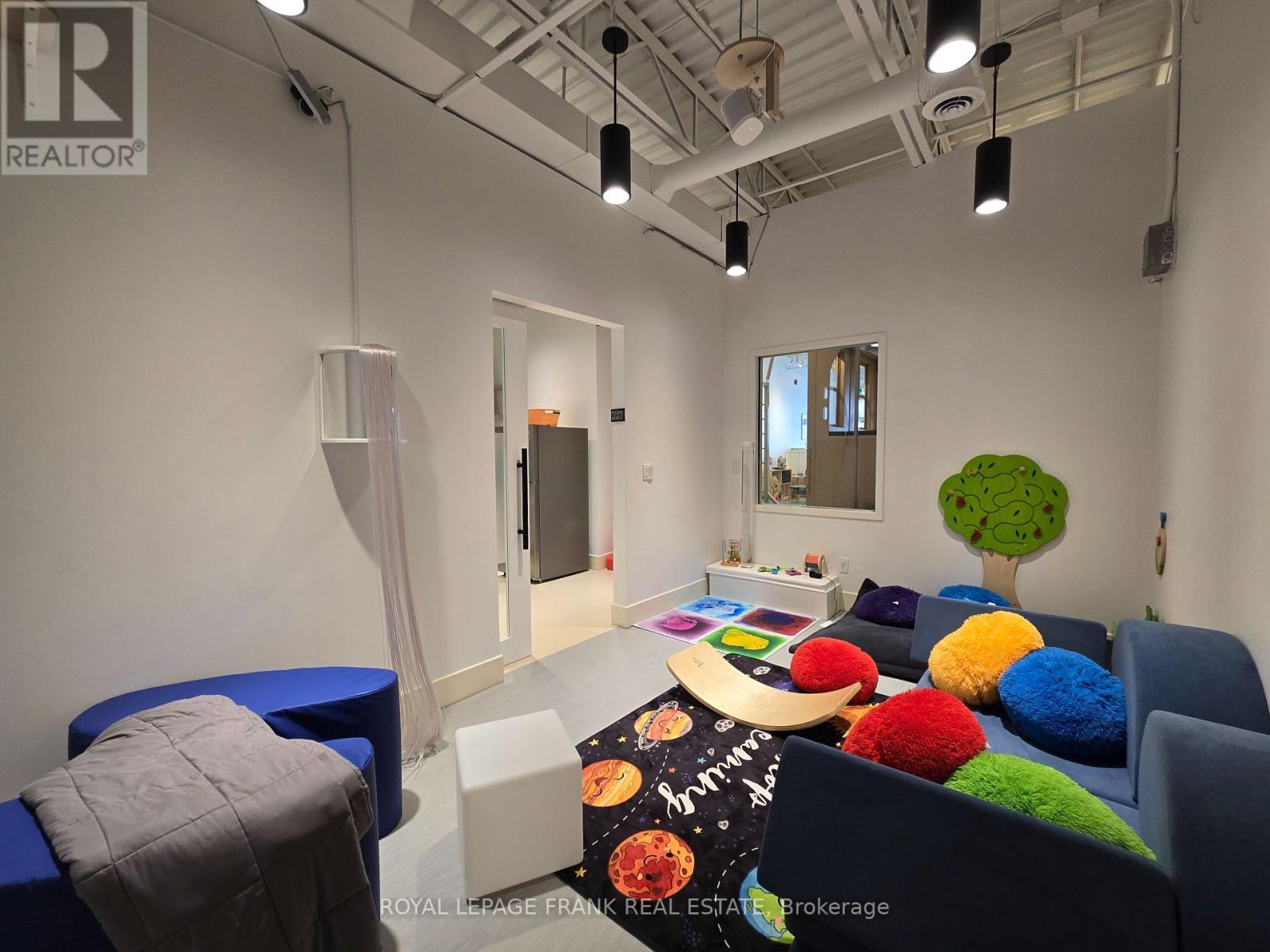 Unit #11 - 1656 Nash Road, Clarington (Courtice), ON