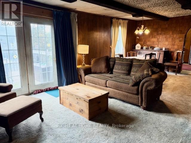 118 Percy Crescent, Scugog, ON - Indoor Photo Showing Living Room
