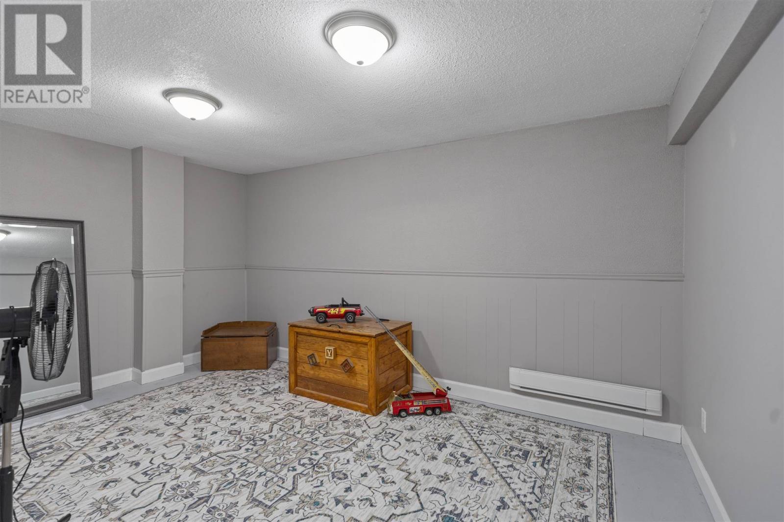 3 Charlotte Dr, Sault Ste. Marie, ON - Indoor