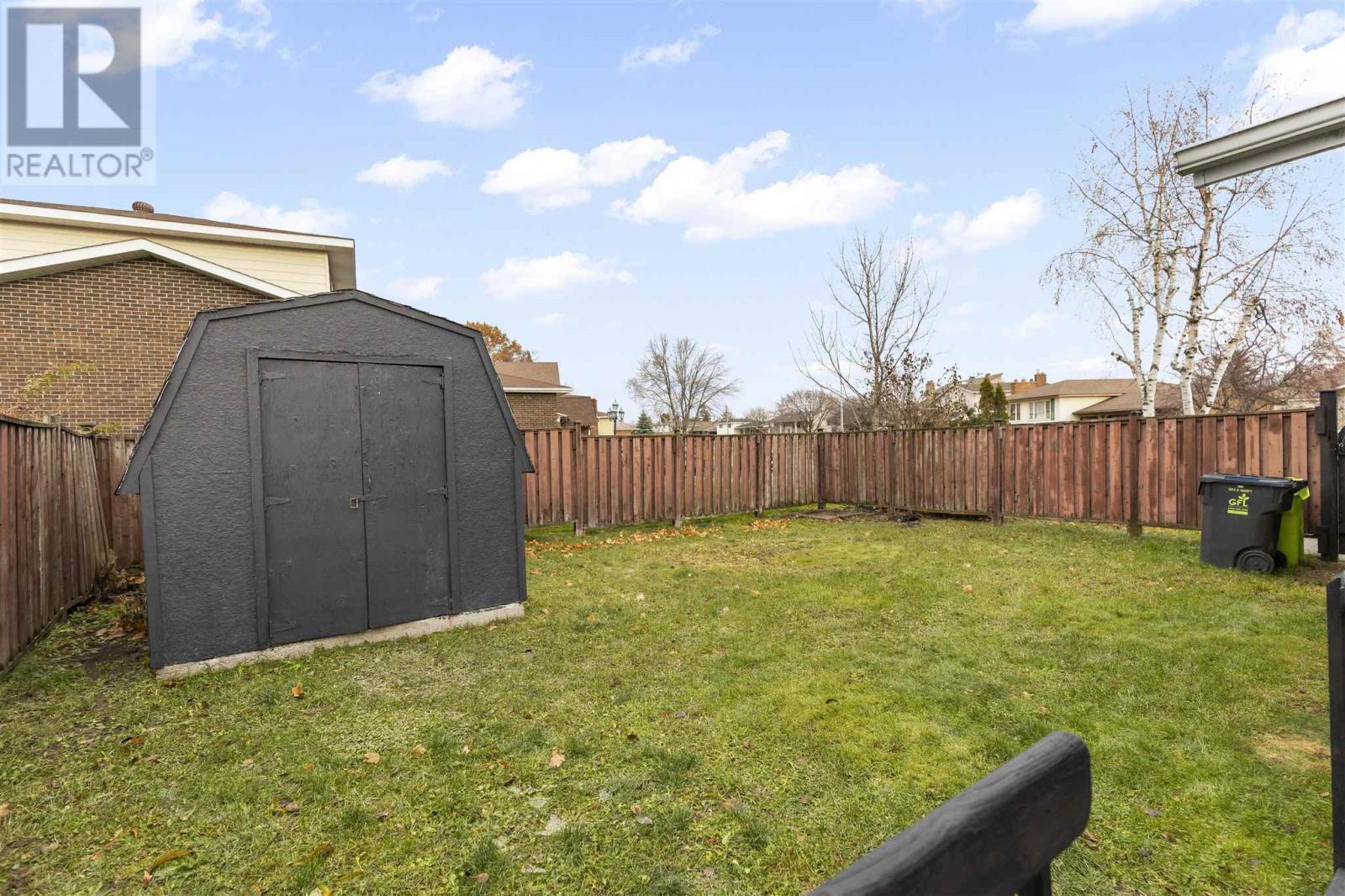 3 Charlotte Dr, Sault Ste. Marie, ON - Outdoor