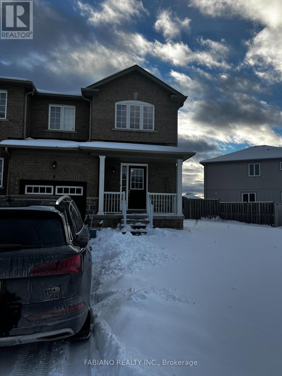 9 Admiral Crescent, Essa, ON - Outdoor With Deck Patio Veranda