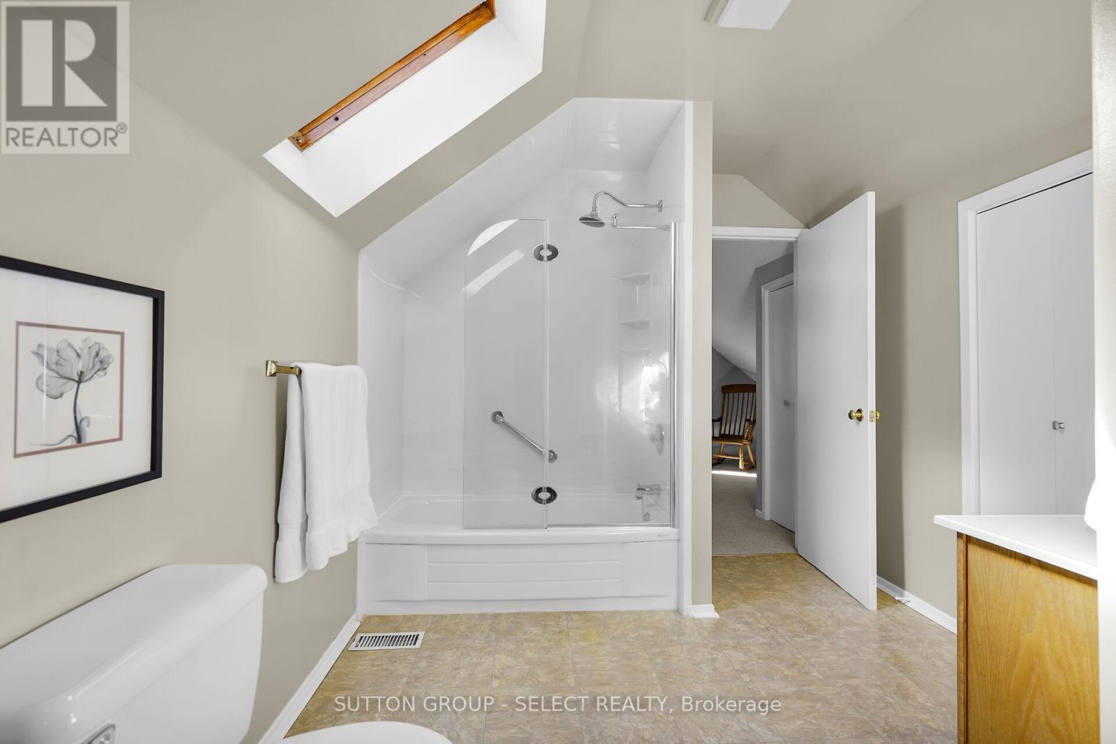 53 Graydon Street, London East (East N), ON - Indoor Photo Showing Other Room