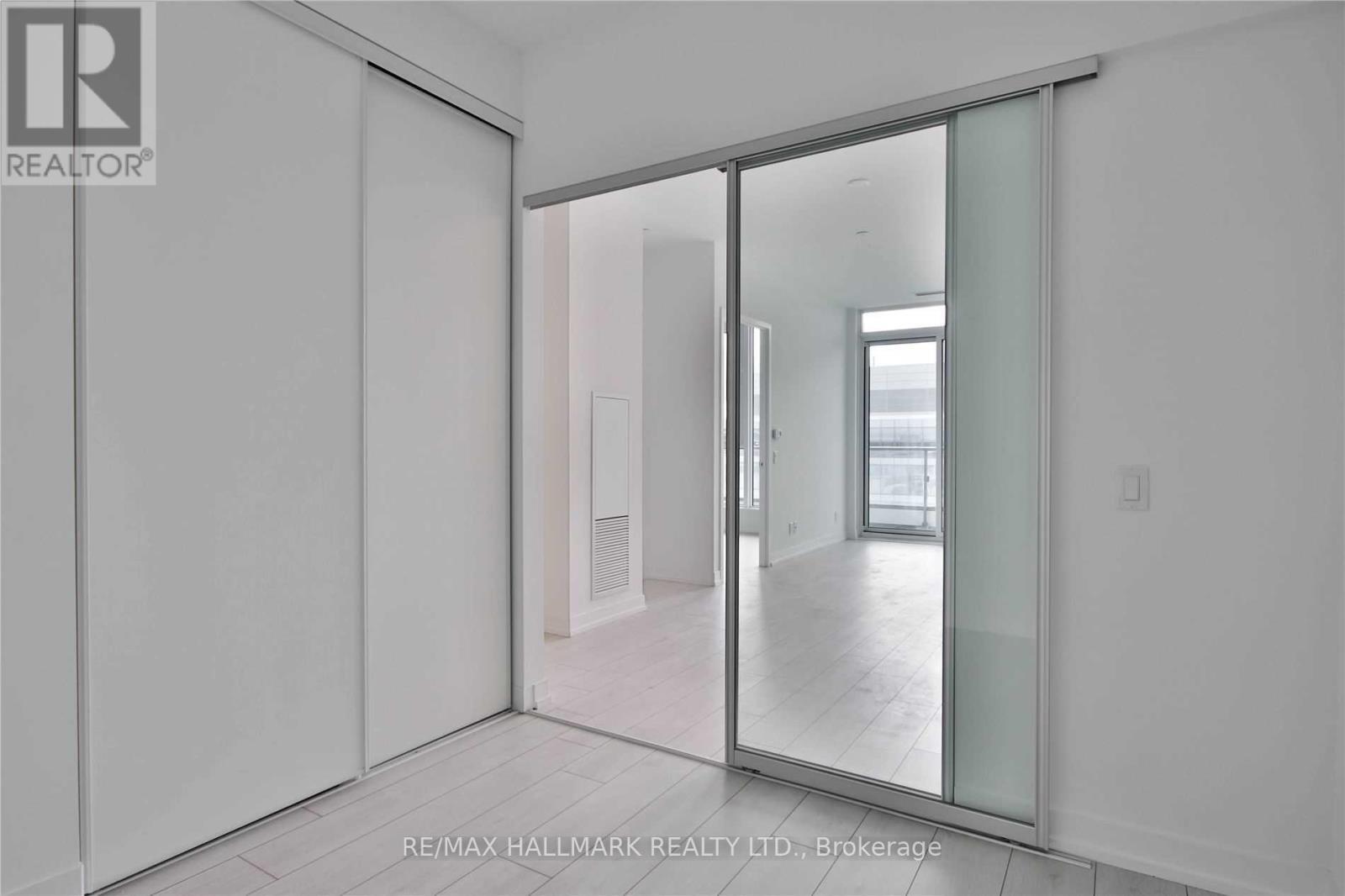 1206 - 5 Buttermill Avenue, Vaughan, ON - Indoor Photo Showing Other Room