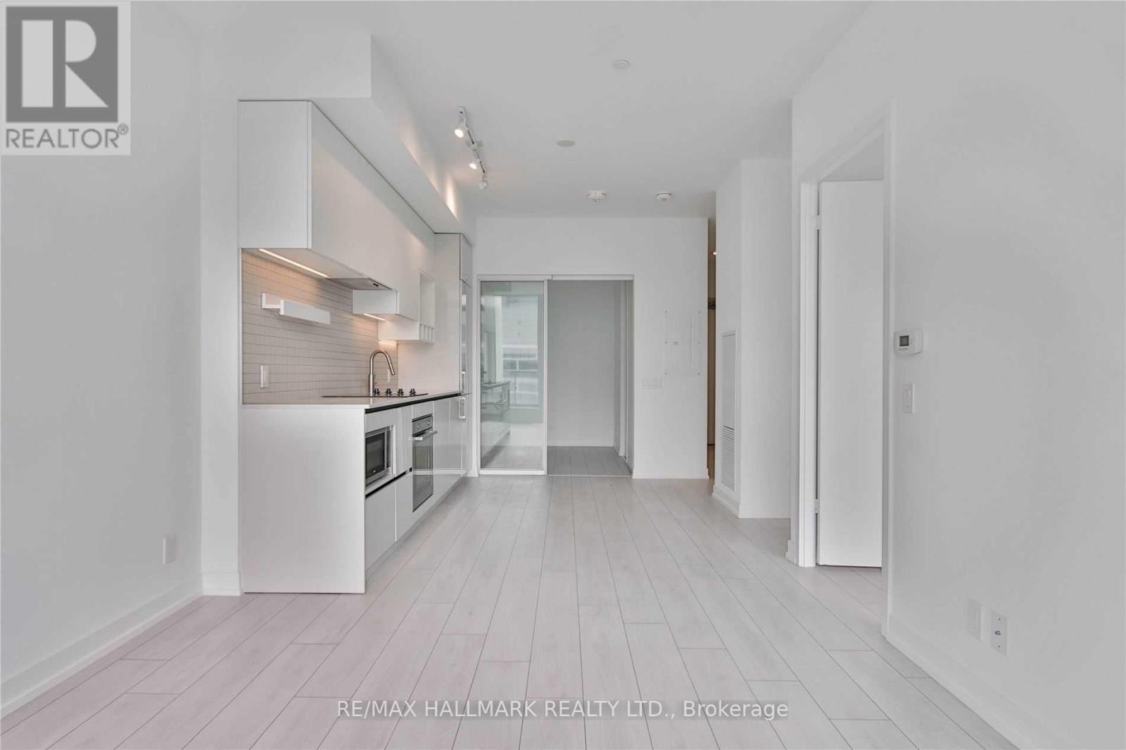 1206 - 5 Buttermill Avenue, Vaughan, ON - Indoor Photo Showing Other Room