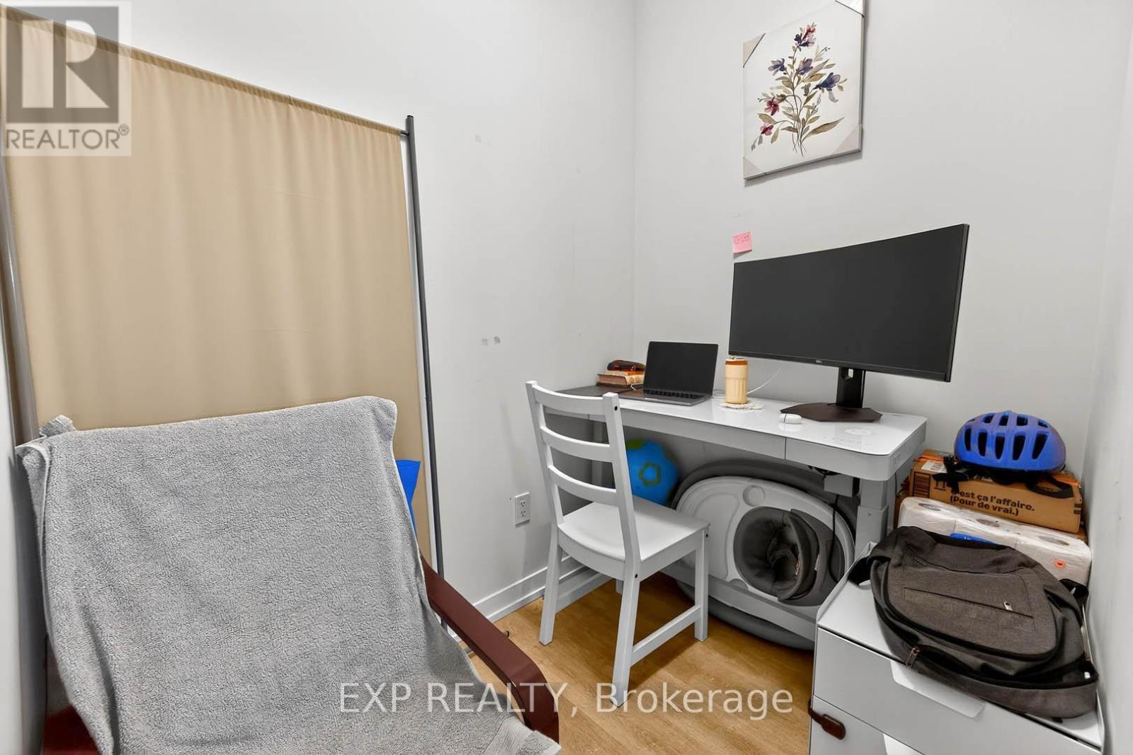 813 - 2300 St Clair Avenue W, Toronto, ON - Indoor Photo Showing Office