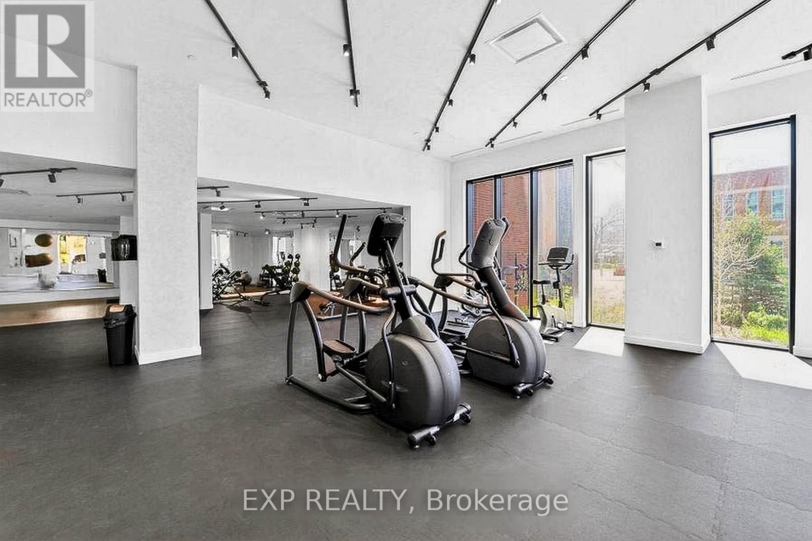 813 - 2300 St Clair Avenue W, Toronto, ON - Indoor Photo Showing Gym Room