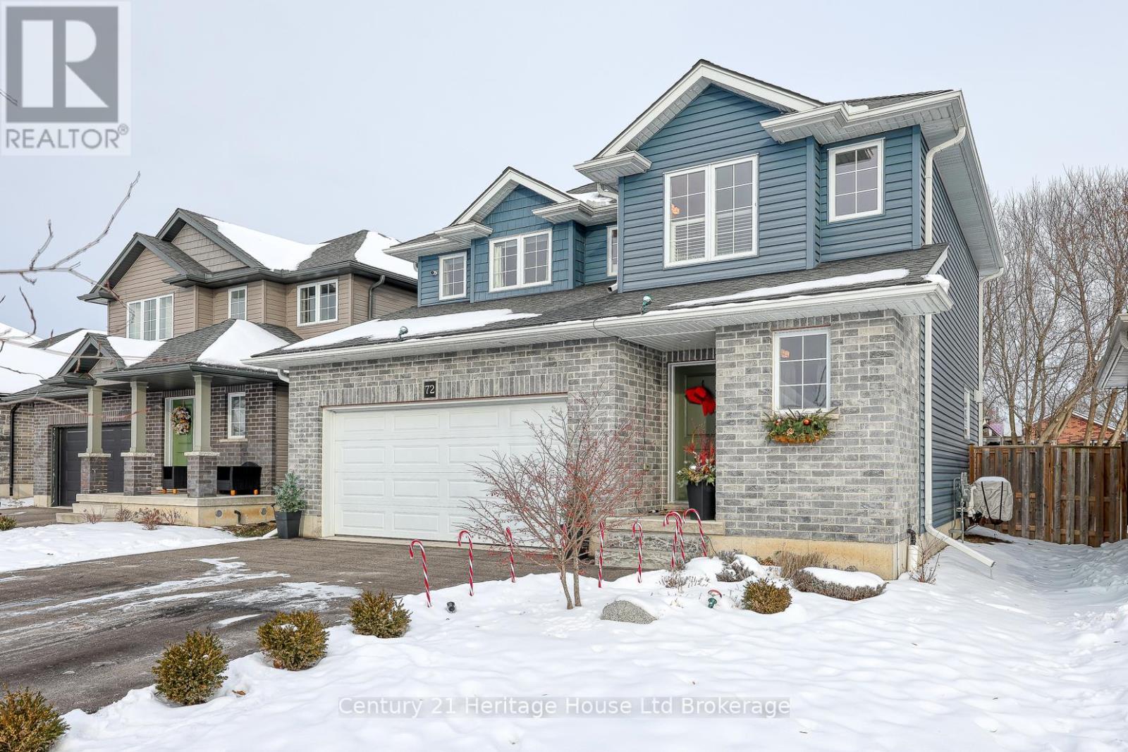 72 Pearl Street, Tillsonburg, ON - Outdoor With Facade