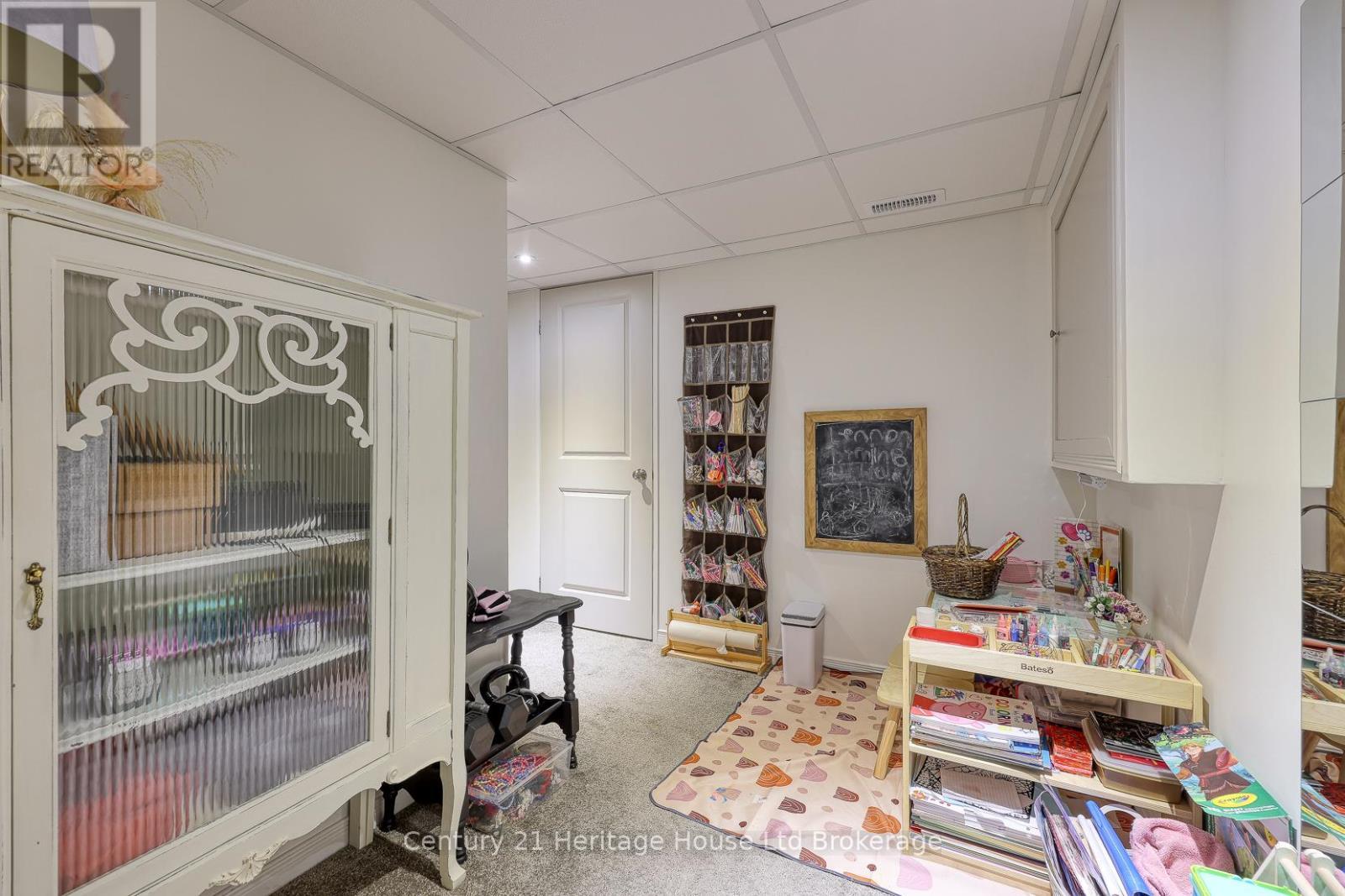 72 Pearl Street, Tillsonburg, ON - Indoor Photo Showing Other Room