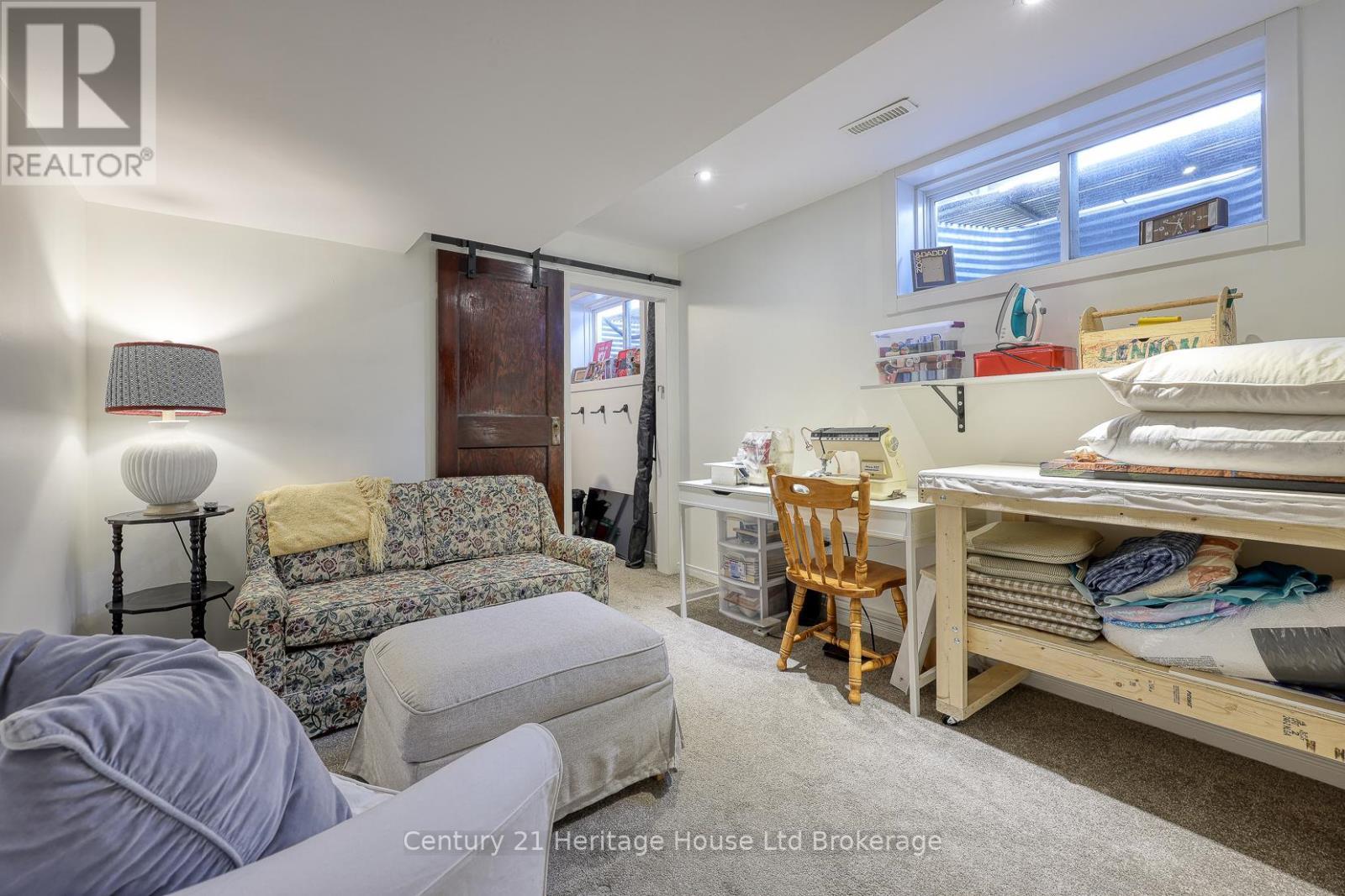 72 Pearl Street, Tillsonburg, ON - Indoor