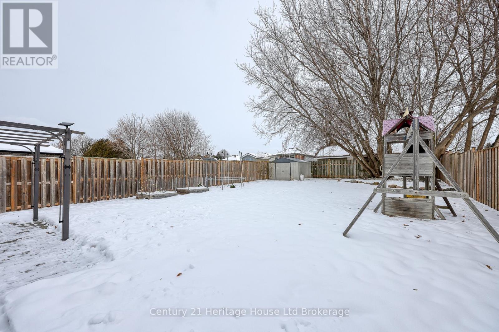 72 Pearl Street, Tillsonburg, ON - Outdoor