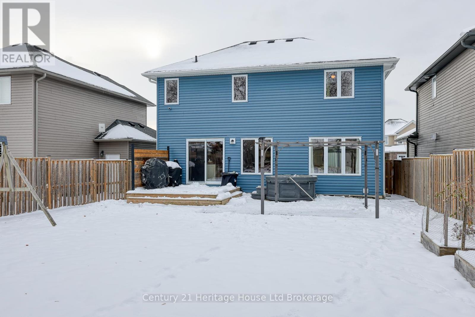 72 Pearl Street, Tillsonburg, ON - Outdoor With Exterior