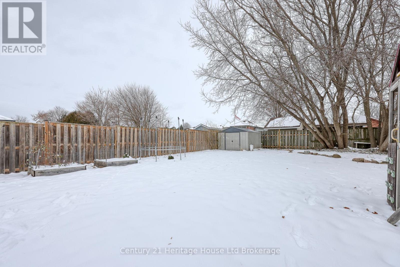 72 Pearl Street, Tillsonburg, ON - Outdoor