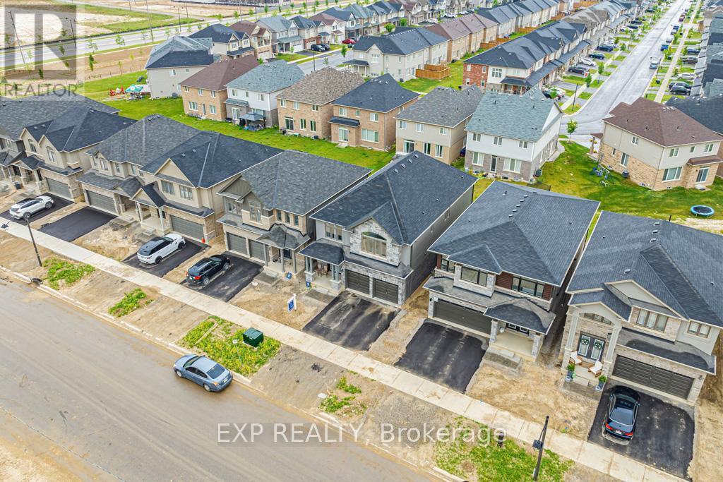 462 Blackburn Drive, Brantford, ON - Outdoor