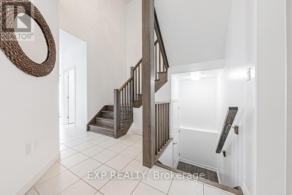 462 Blackburn Drive, Brantford, ON - Indoor Photo Showing Other Room